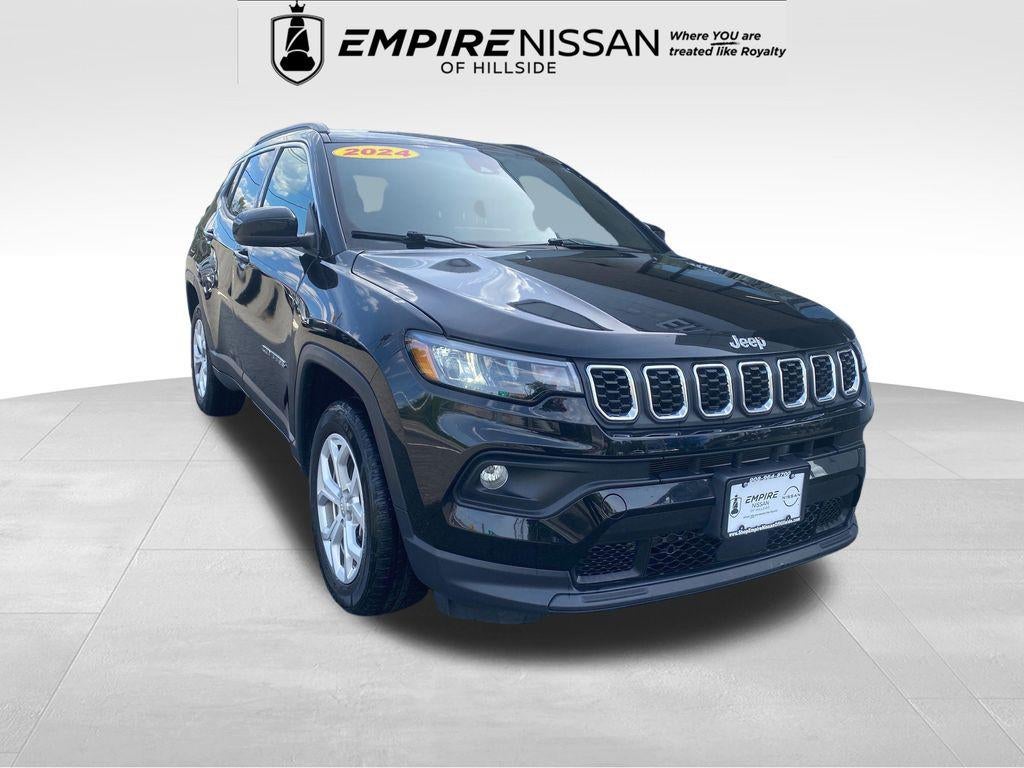 2024 Jeep Compass Latitude 4x4 in Diamond Black Crystal Pearlcoat — front three-quarter view
