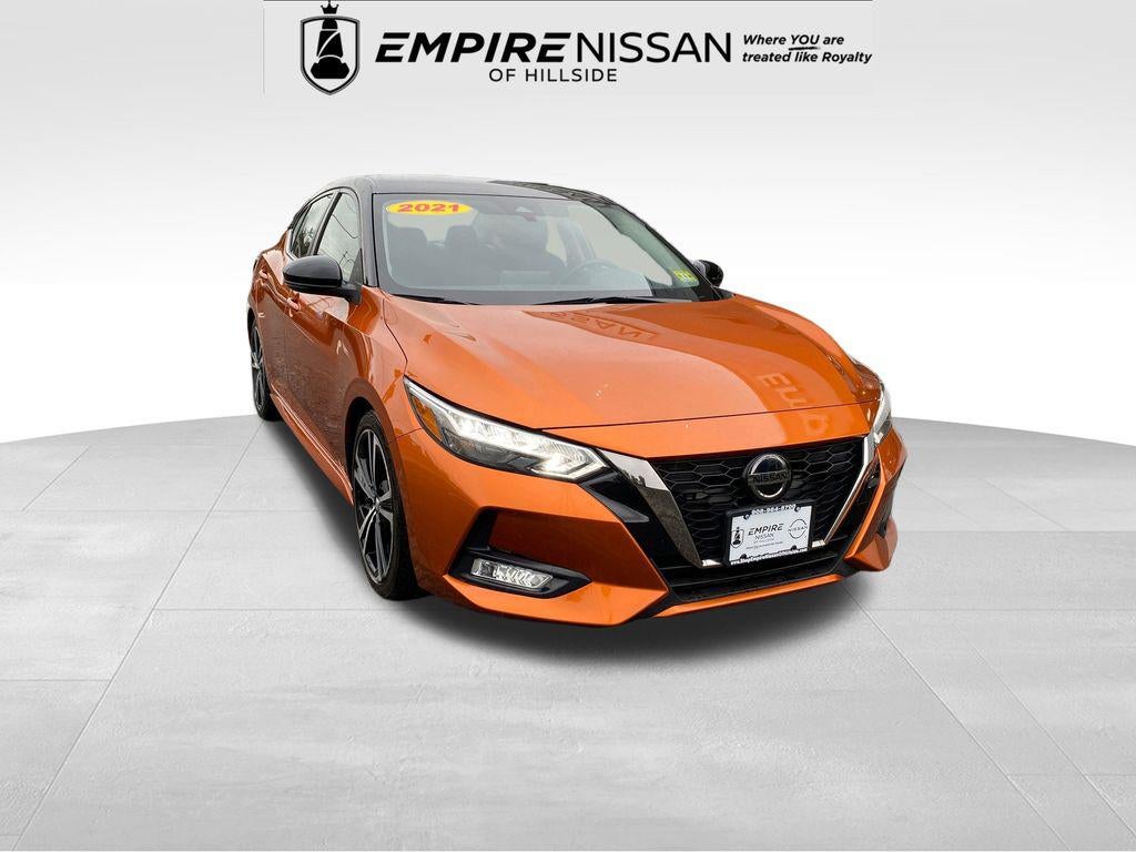 2021 Nissan Sentra SR Xtronic CVT in Monarch Orange/Super Black — front three-quarter view