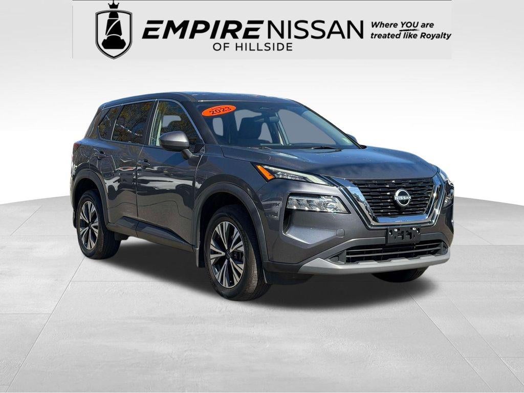 2023 Nissan Rogue SV in Gun Metallic — front three-quarter view