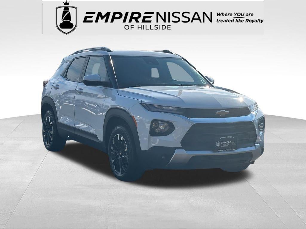 2023 Chevrolet Trailblazer AWD LT in Summit White — front three-quarter view